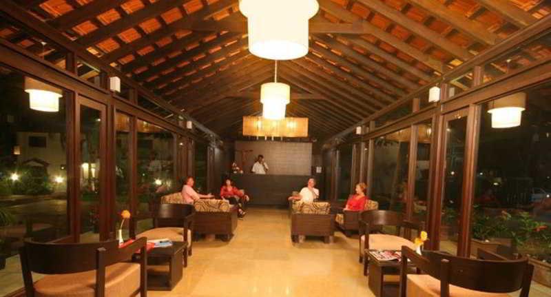 Marquis Beach Resort Candolim Bagian luar foto