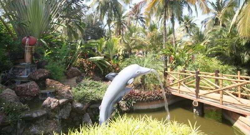 Marquis Beach Resort Candolim Bagian luar foto