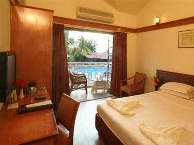 Marquis Beach Resort Candolim Bagian luar foto