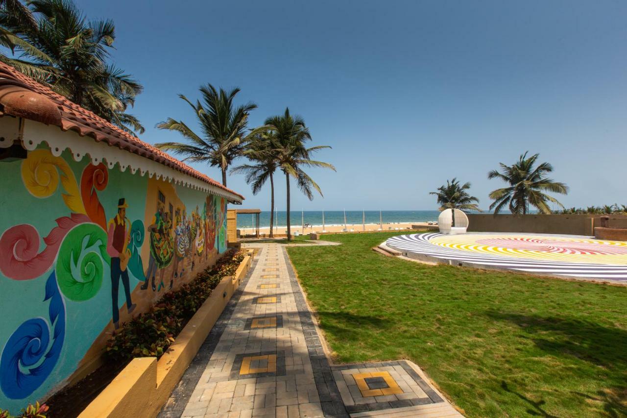 Marquis Beach Resort Candolim Bagian luar foto